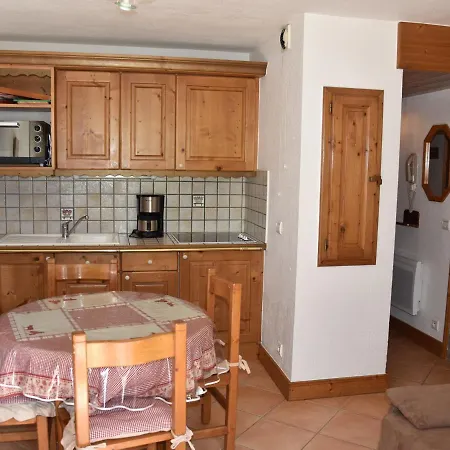 Apartment 3 Pieces Avec Terrasse, Parking Et Acces Pistes - - Fr-1-464-190 Pralognan-la-Vanoise