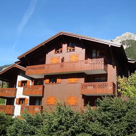 Apartment 3 Pieces Avec Terrasse, Parking Et Acces Pistes - - Fr-1-464-190